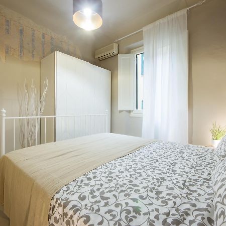 Apartments Florence - San Lorenzo Chic Экстерьер фото